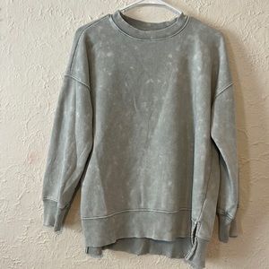 So crewneck pastel green and white tie dye oversized xs